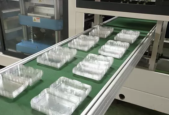 成品重心低、高度高、运转平稳，操作方便，视觉美观。